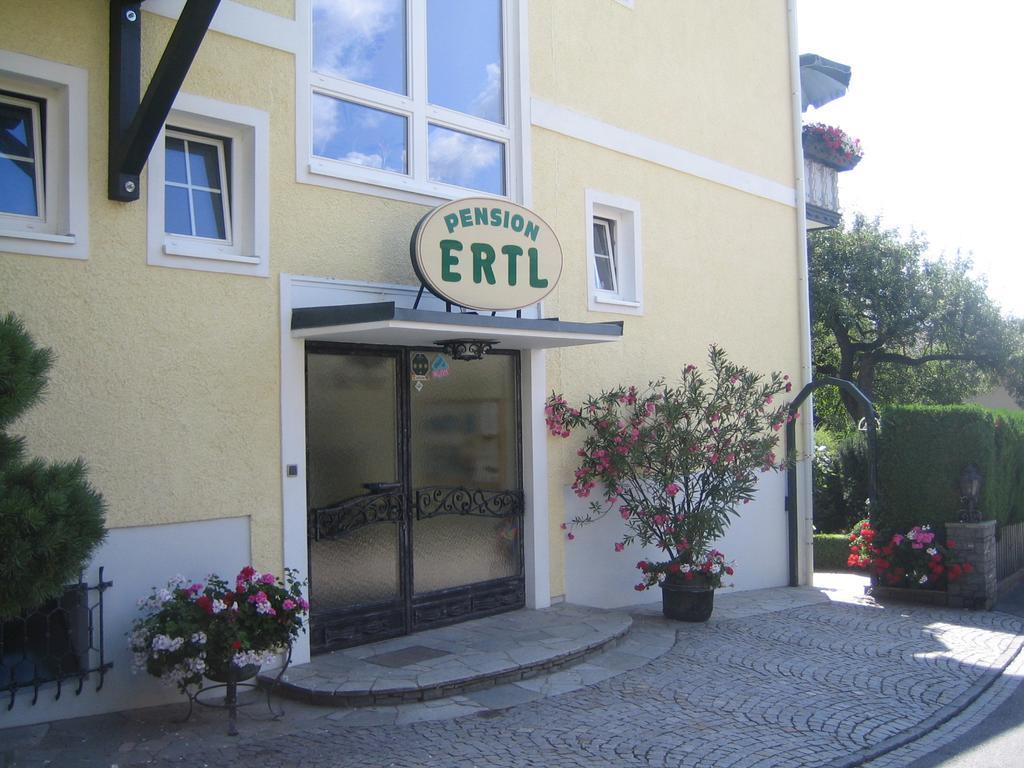 Pension & Apartments Ertl Seeboden Exterior foto